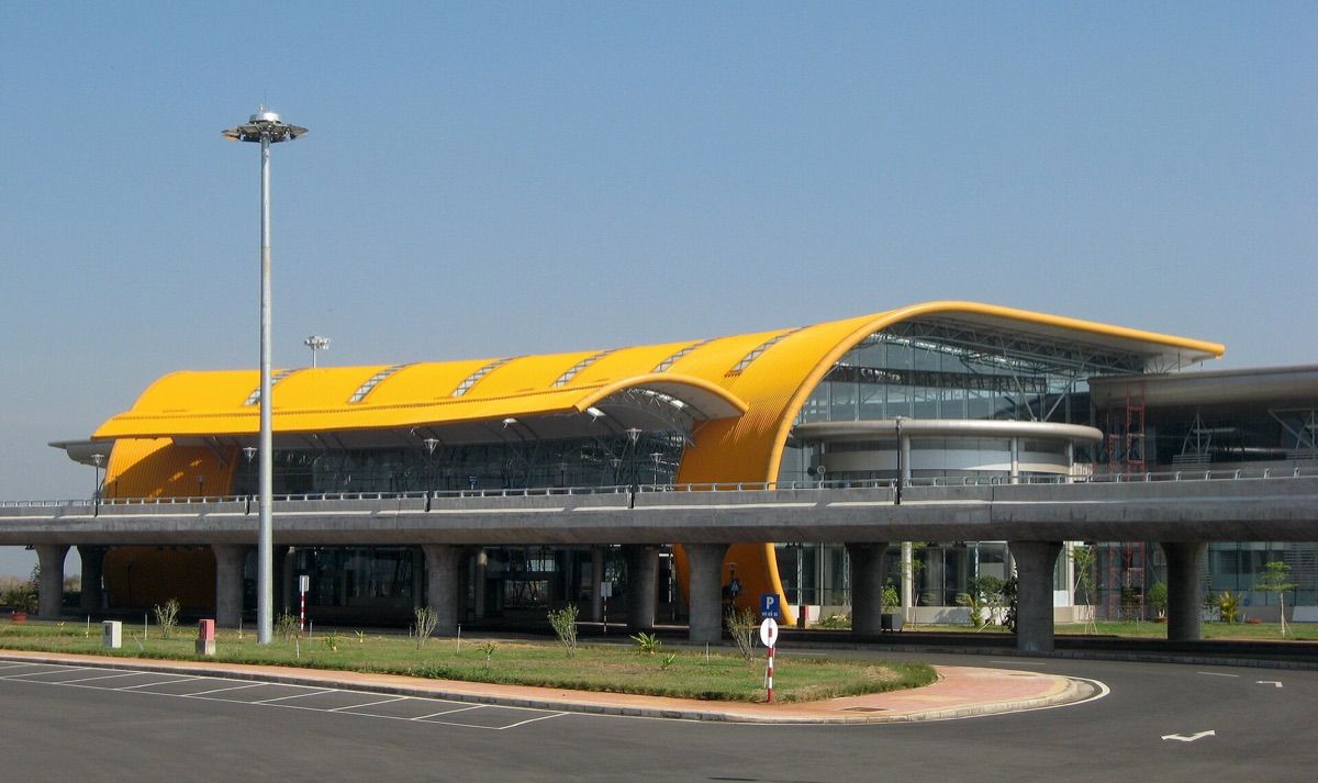Lien Khuong Airport (DLI) (Sân bay Liên Khương)