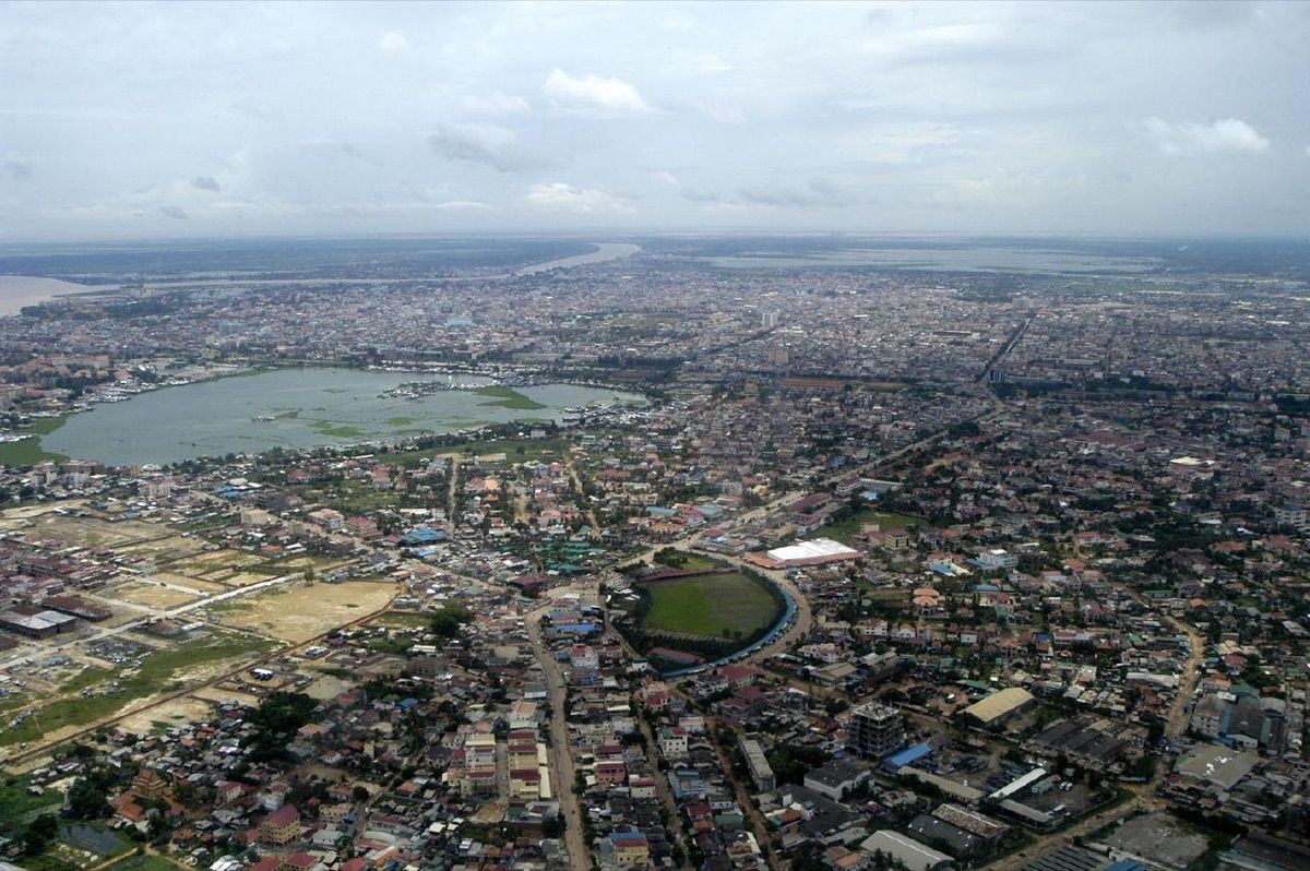 Phnom Penh (ភ្នំពេញ)