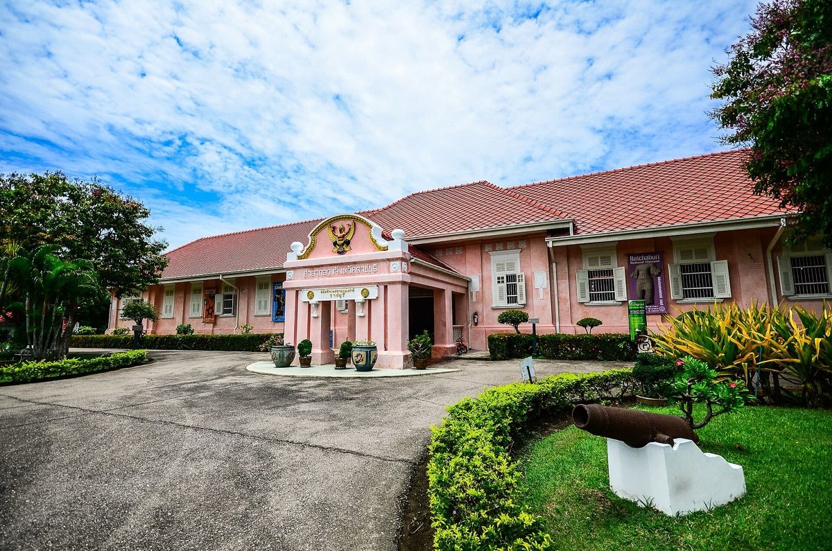 Ratchaburi (ราชบุรี)